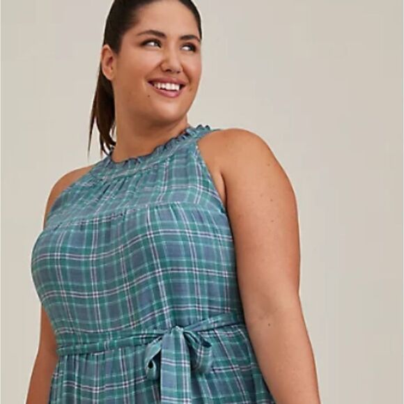 Torrid Maxi Sleeveless Green Plaid Tiered Dress NWT - Perfect for Summer! - Picture 6 of 10
